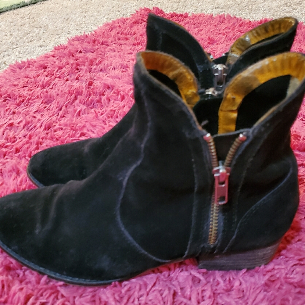 Black Booties